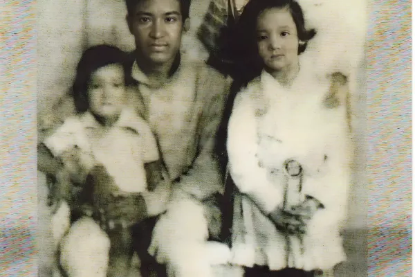 A family photo from 1976 with his wife Basanti, son Milindo and daughter Miranda.